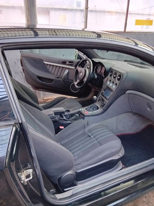 Alfa romeo brera