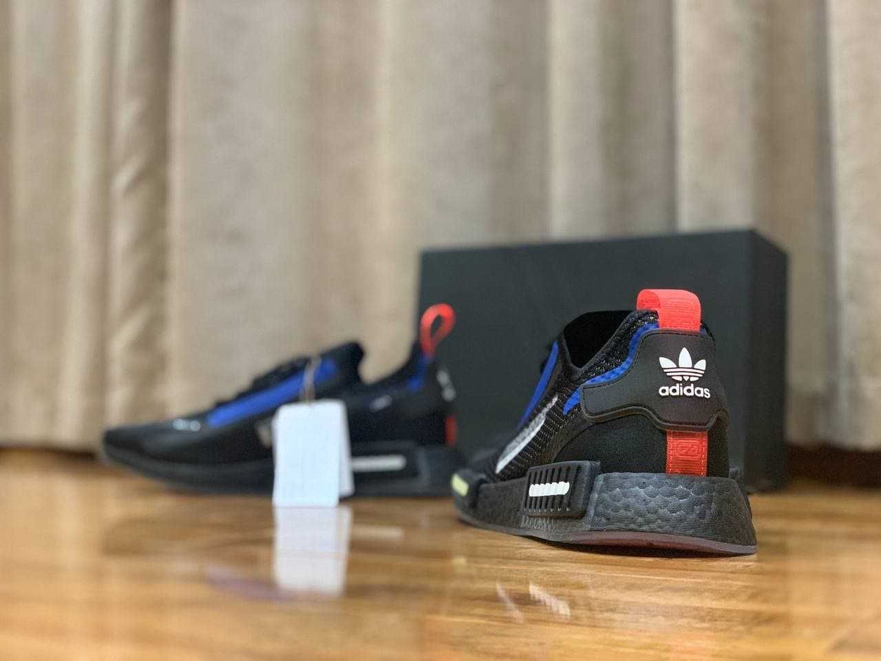 Мужские кроссовки Adidas NMD_R1 Spectoo РАЗМЕР 41