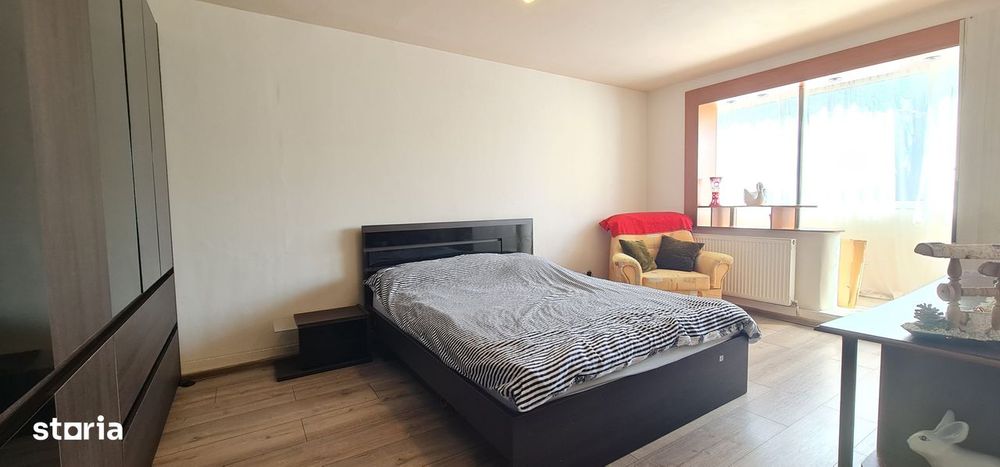 Apartament 4 camere decomandat mobilat utilat