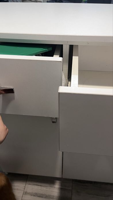 Comoda intrare / stand acvariu sustine 100l