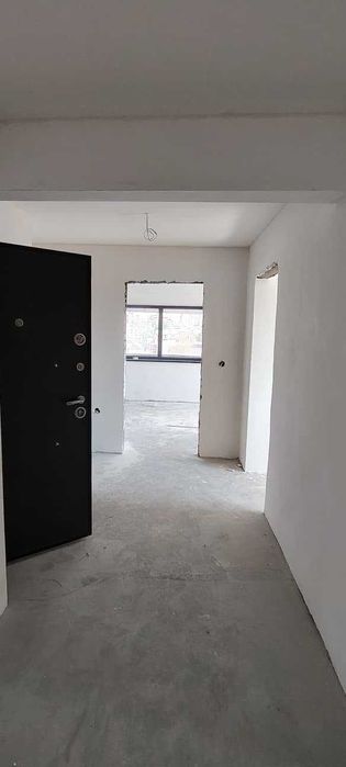 Продава се Тристаен апартамент в Хасково, Каменни - 97 кв.м за 950 €/кв.м - Снимка #1