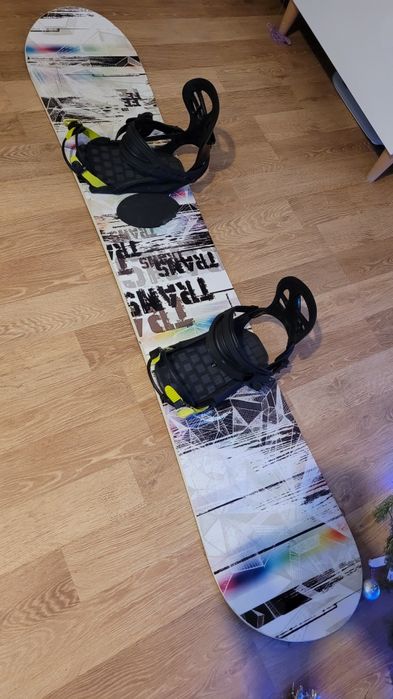 Placa snowboard Trans 159 cu legături HEAD
