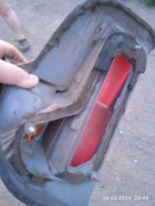 Задние фары на галант 33кузов оригинал