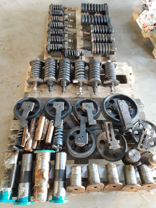 Intinzator senile excavator roti ghidaj