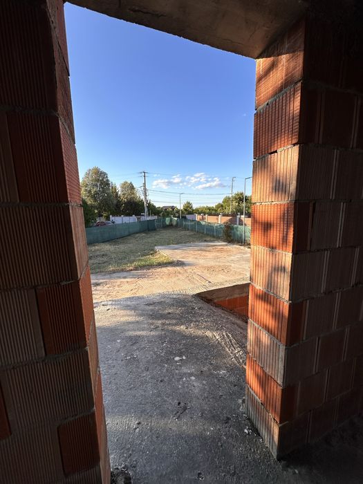 Corbeanca Laguna albastra Teren 632mp + constructie la rosu 210mp