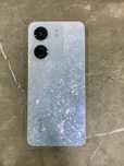 13C Yengi telefon