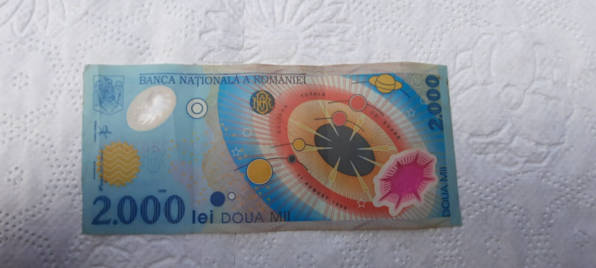 Bancnota 2000 de lei Eclipsa