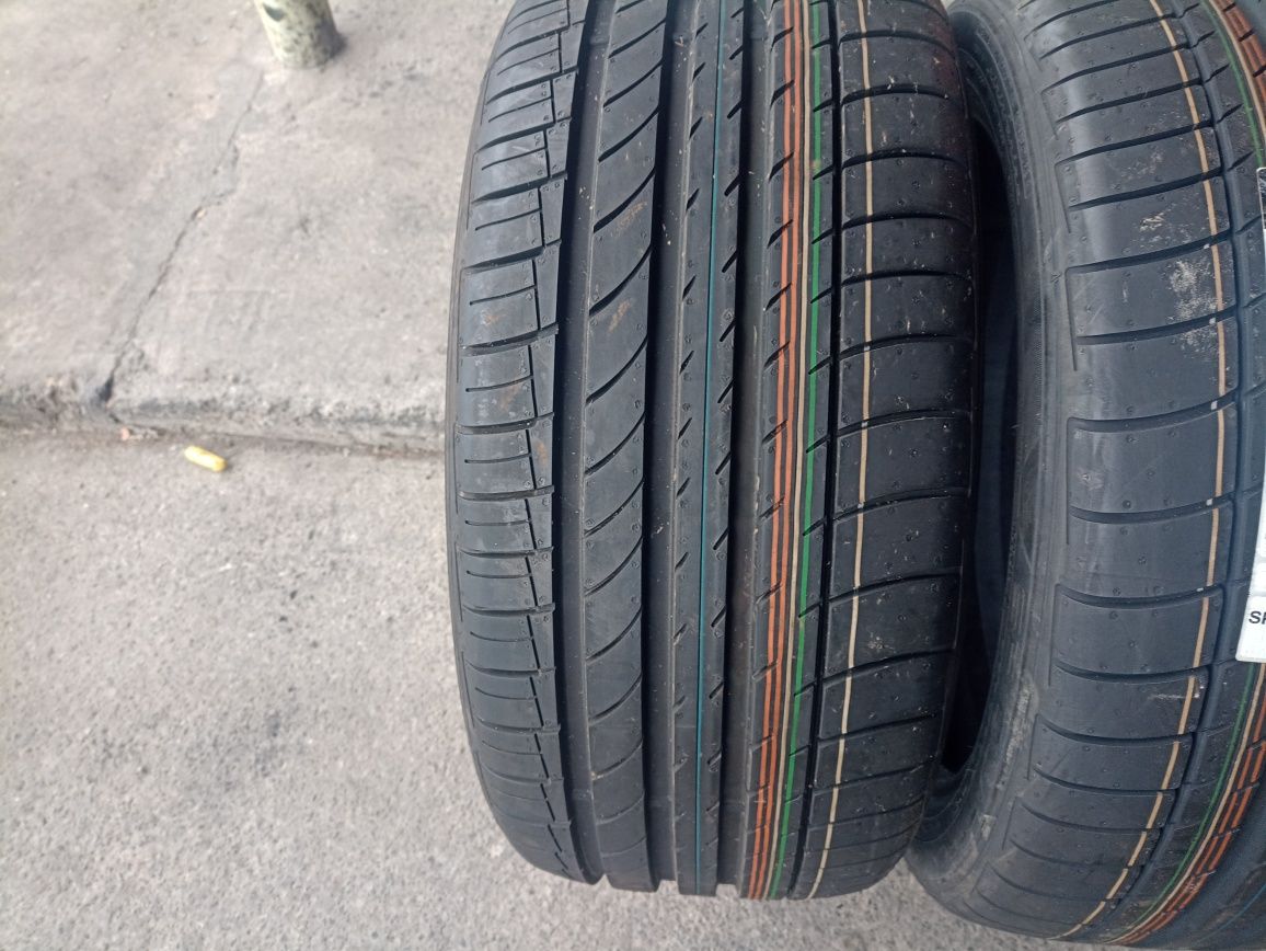 2 anvelope NOI de vara Dunlop 255/40 R19 dot 0519