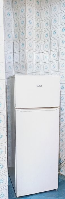 Vand frigider cu congelator Samus