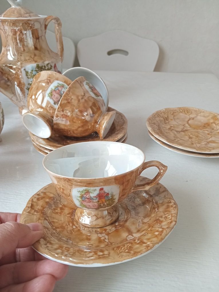 Продам кофейный сервиз "Модонна"