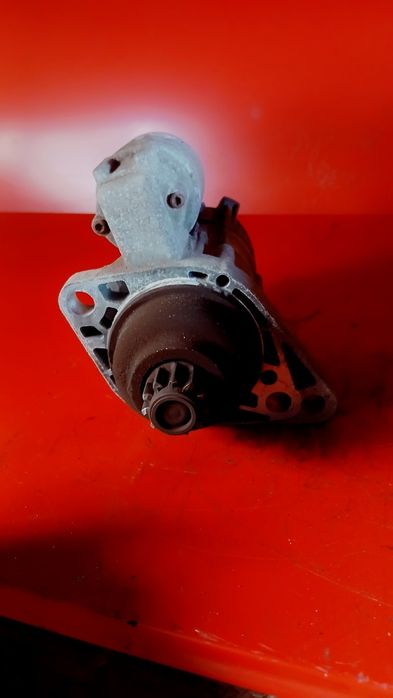 Стартер Vw Caddy 1.9