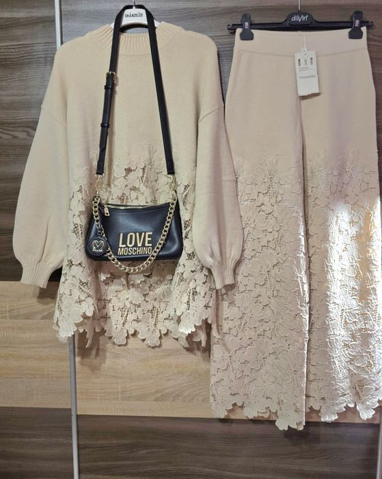 Комплект цвят шампанско акцент дантела