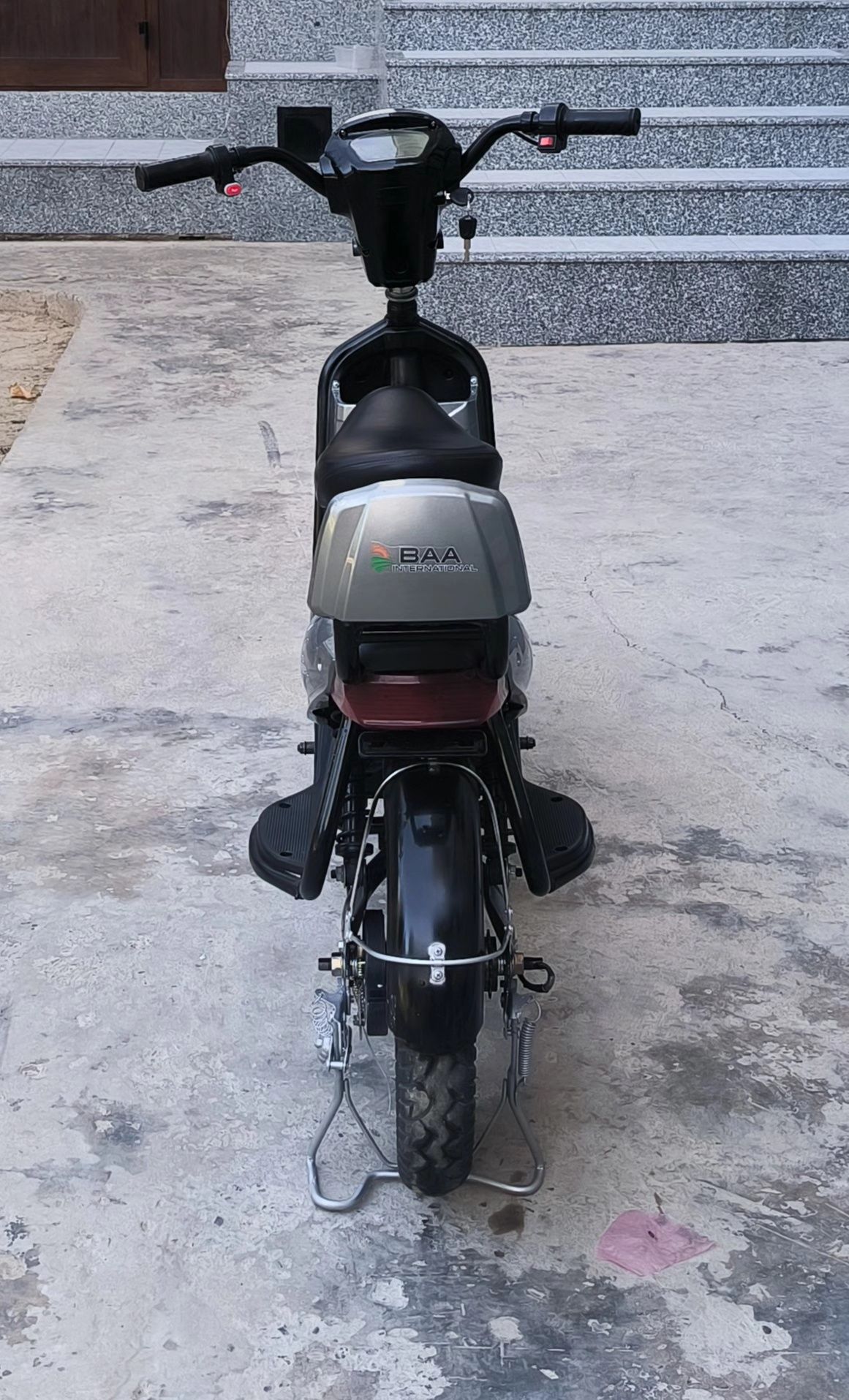 Elektroskuter BAA international | Elektro skuter | skuter |moped