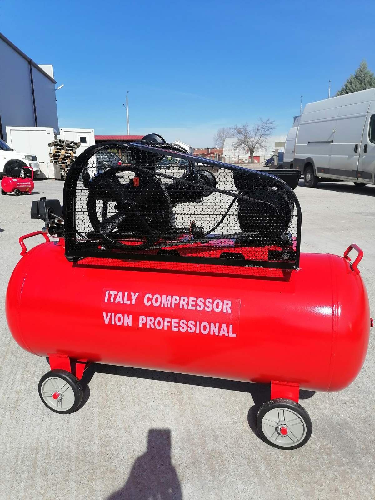 Компресор за въздух 200 литра Italy compressor Vion