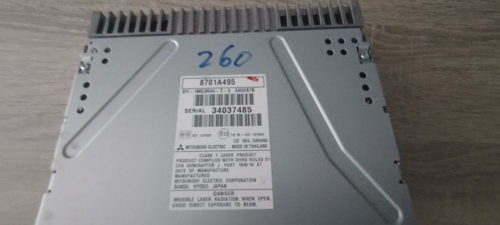 Оригинален радио CD плейър и рамка за  Mitsubishi ASX 2014