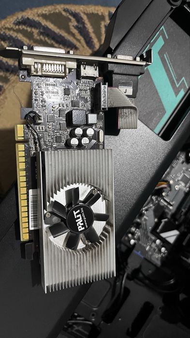 продам видеокарту