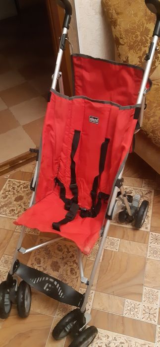 Продам прогулочную коляску для ребенка