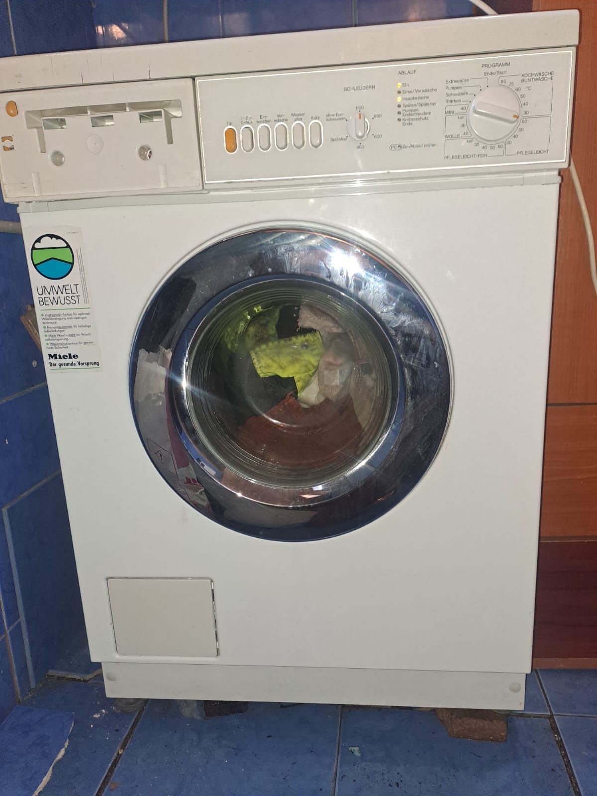 Vand masina de spalat auto