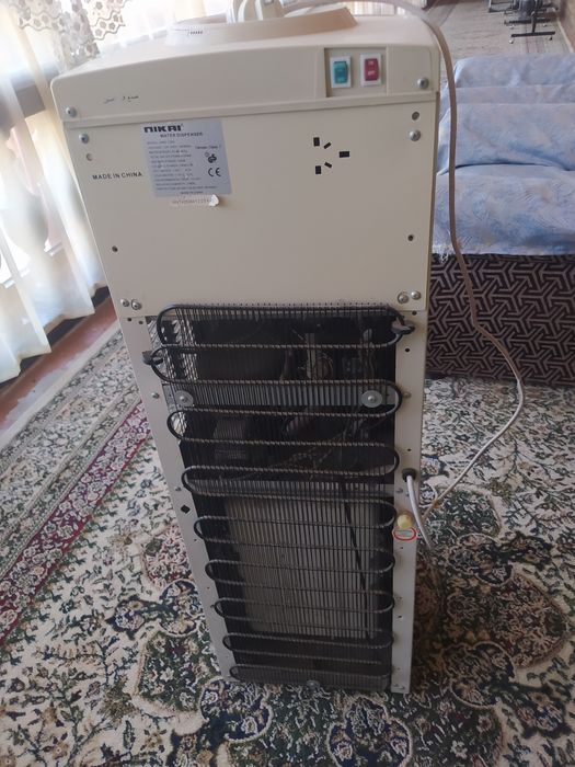 Айби еу́к суви тепадан