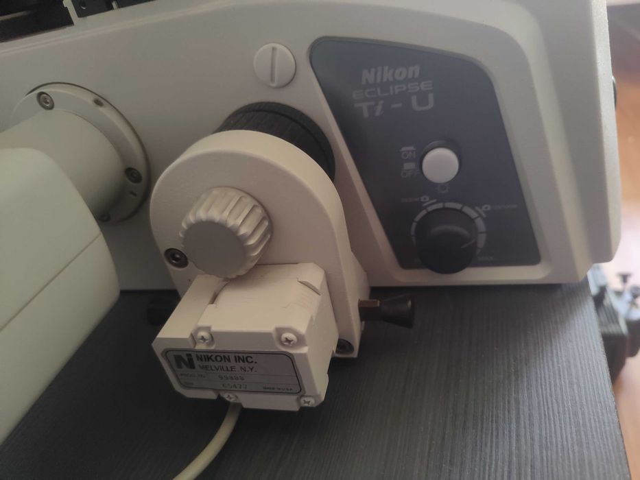 Microscop profesional Nikon Eclipse Ți-U inverted