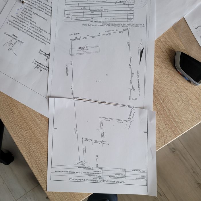 Teren 22300 in barnova langa primarie
