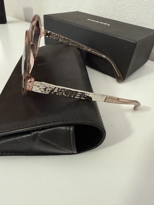 Ochelari de soare  Chanel