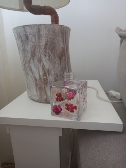 Vand vaze pictate. Preturile negociabile