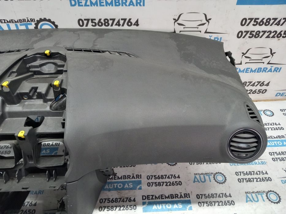 Plansa bord Opel Corsa D