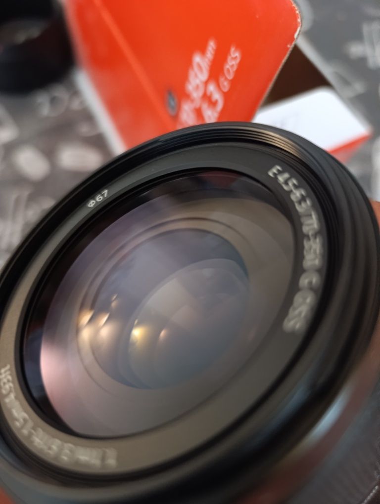 Sony 70-350 f4.3-6.3