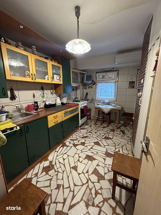 Aviatiei,Nicolae Caramfil stradal,necesita Renovare totala,80 mp