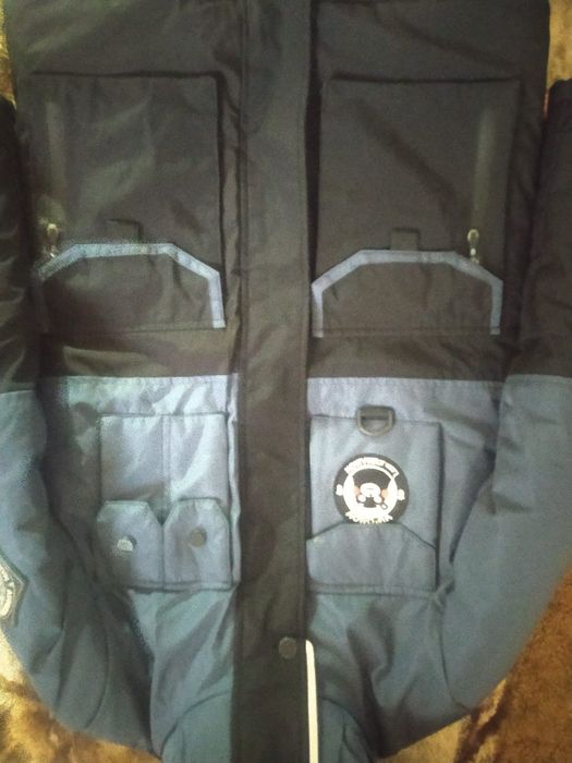 Продам зимнюю куртку для мальчика