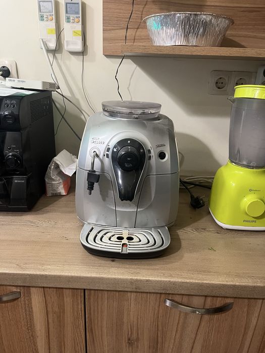 Кафе машина Philips Saeco Xsmall  180лв