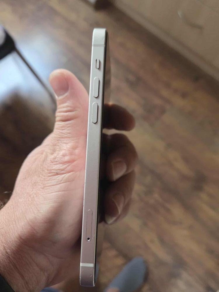 Iphone 12 /64 GB