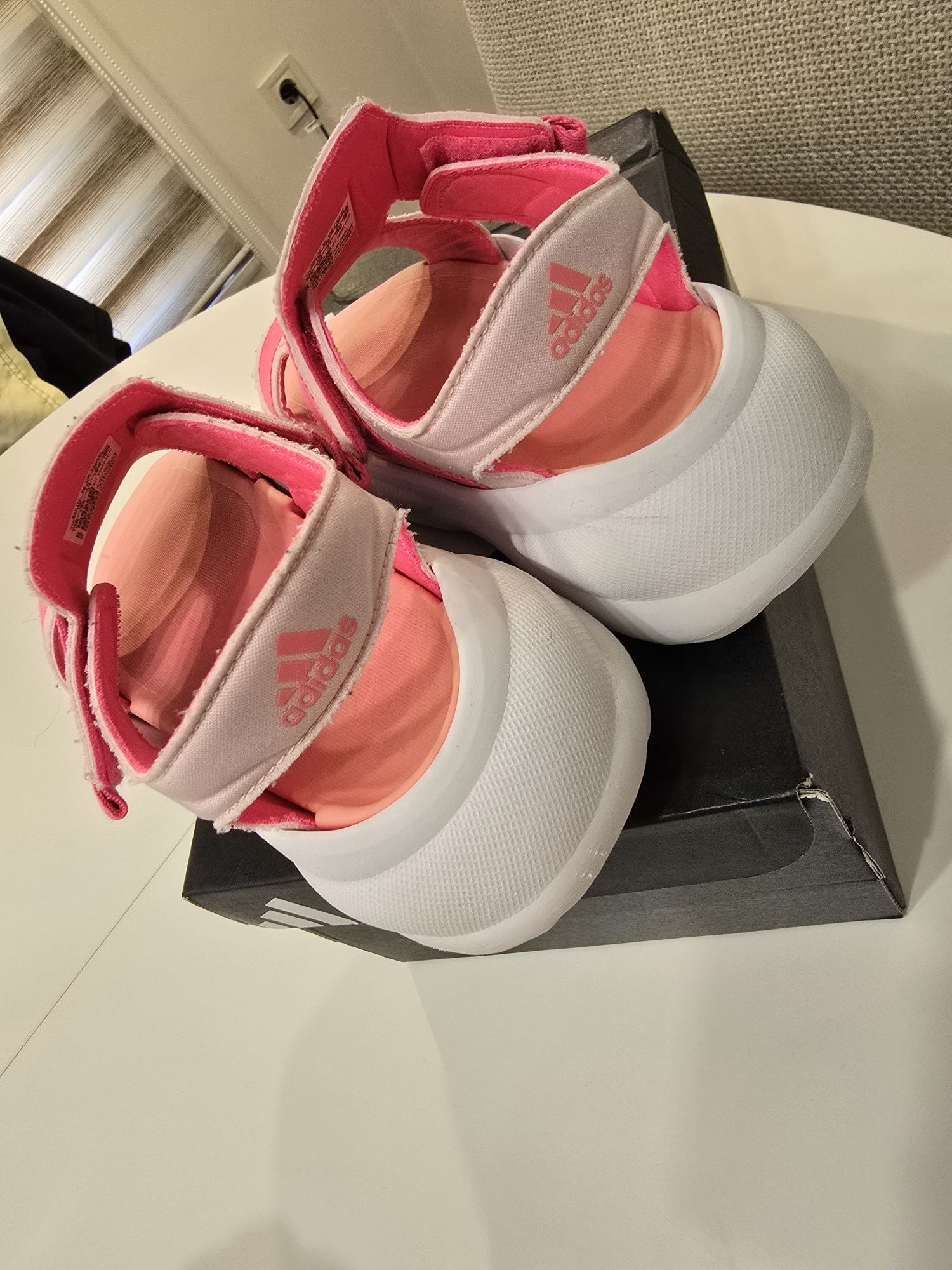 Детски оригинални сандали Adidas