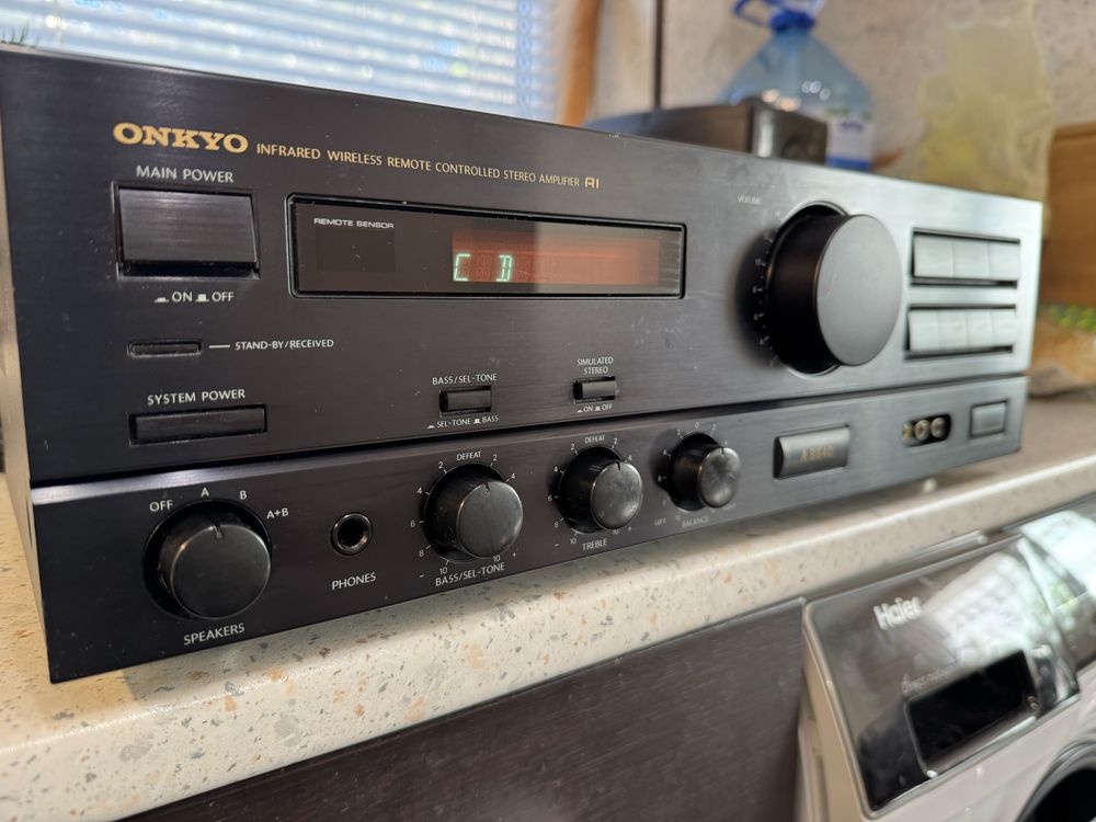 Onkyo A-8640 Стерео