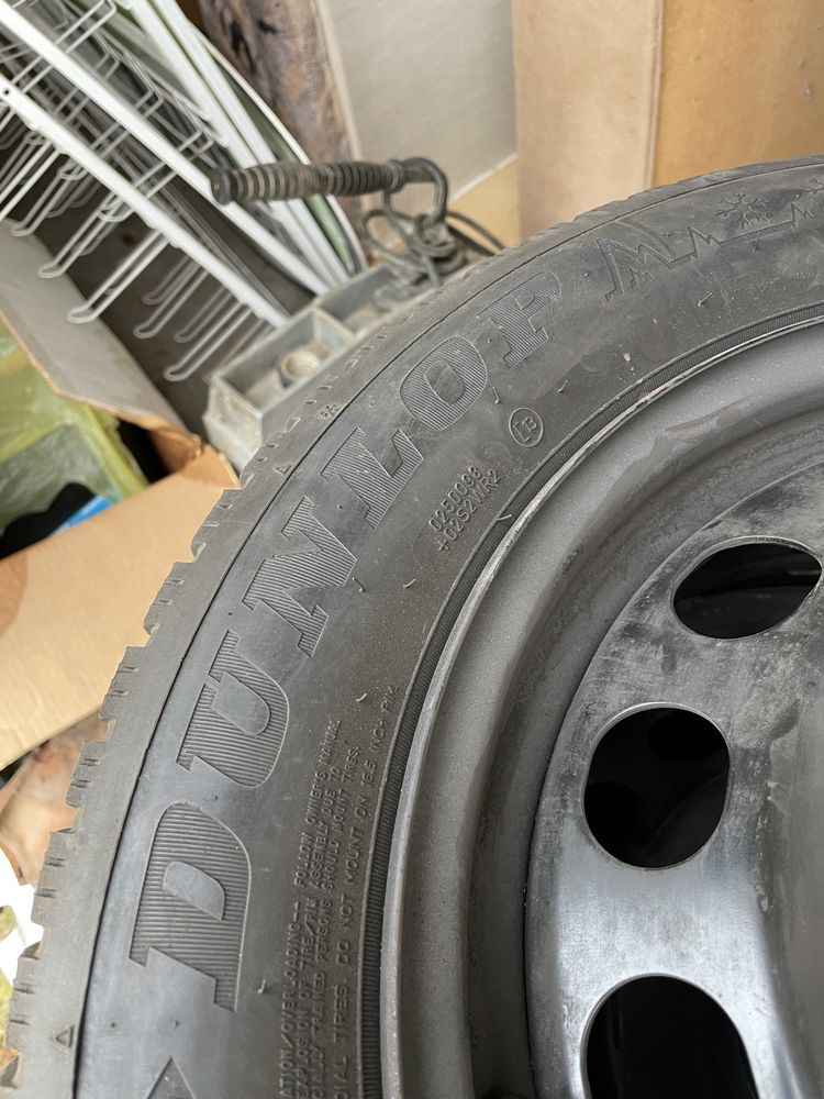 205/55/16 DUNLOP 4бр. с джанти за VW