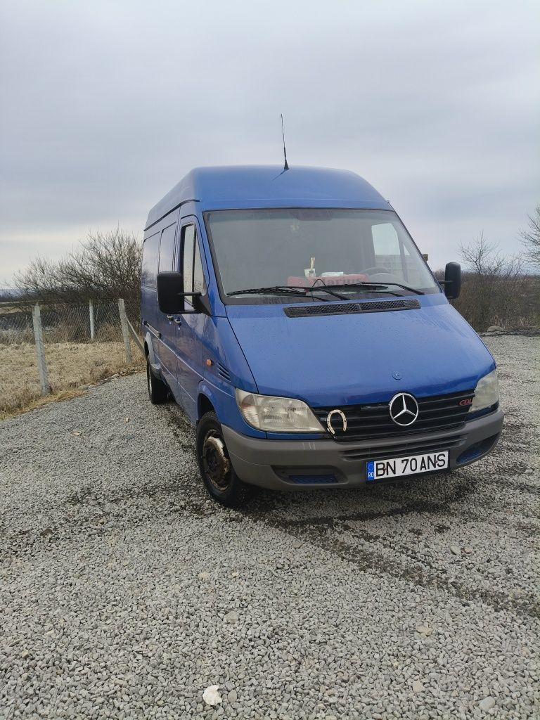 Mercedes sprinter
