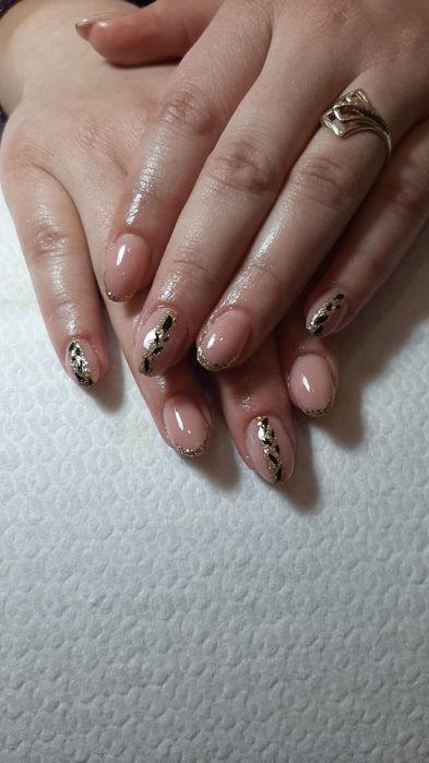 Unghii gel 90 lei (manichiura -pedichiura )