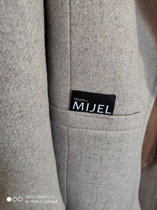 Намален MIJEL нов с етикет плътен блейзър с перли в цвят мока