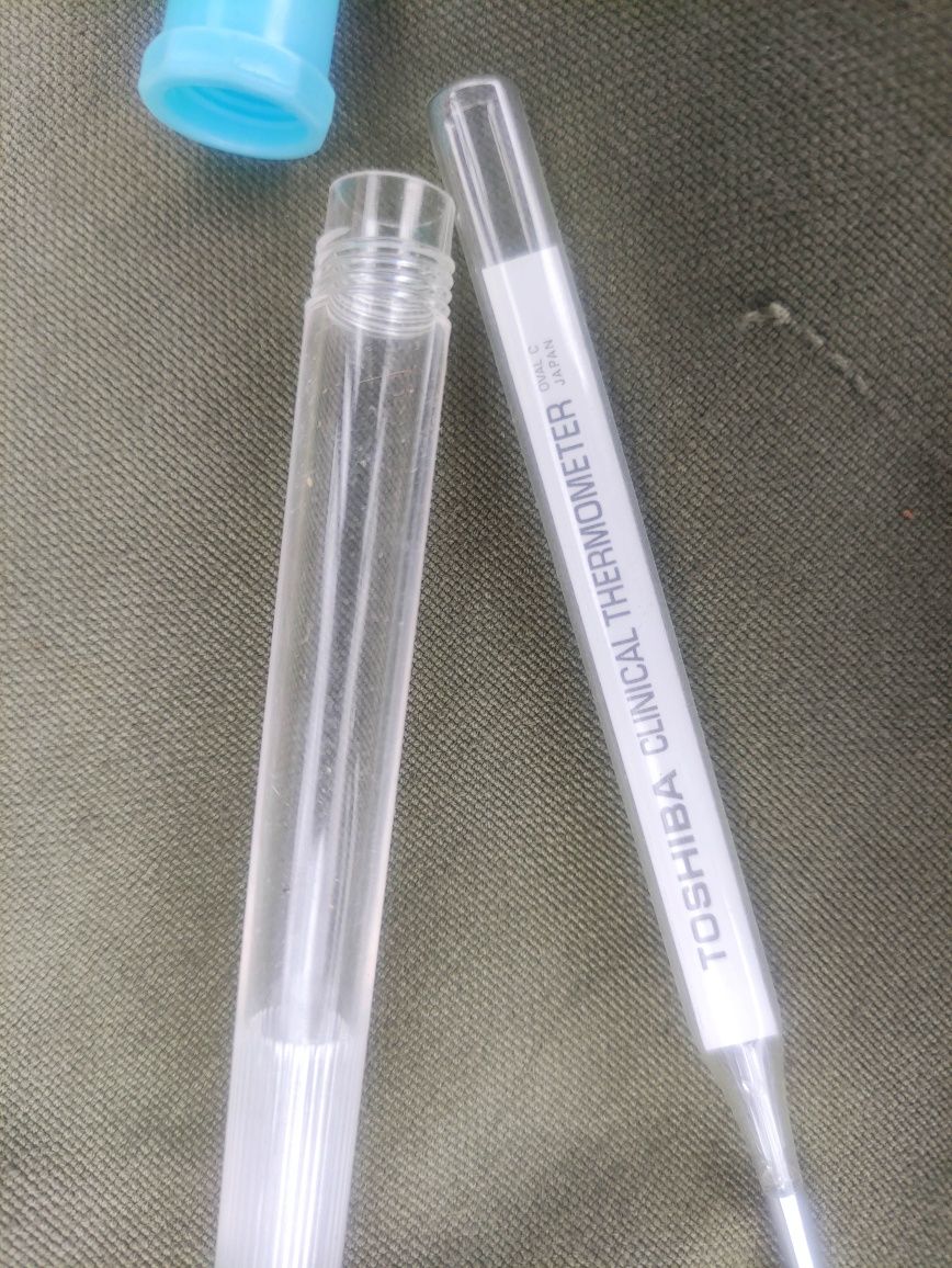 Продавам термометър качествен телесен  TOSHIBA Clinical Thermometer