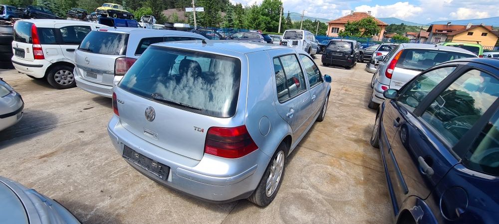 Volkswagen Golf 4 1.9 TDI на части