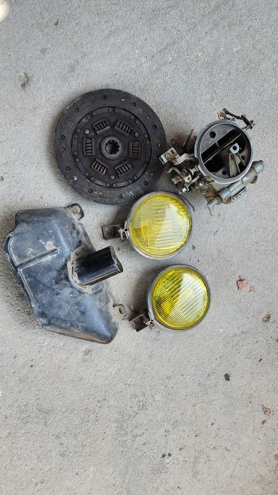 Запчасти на Москвич