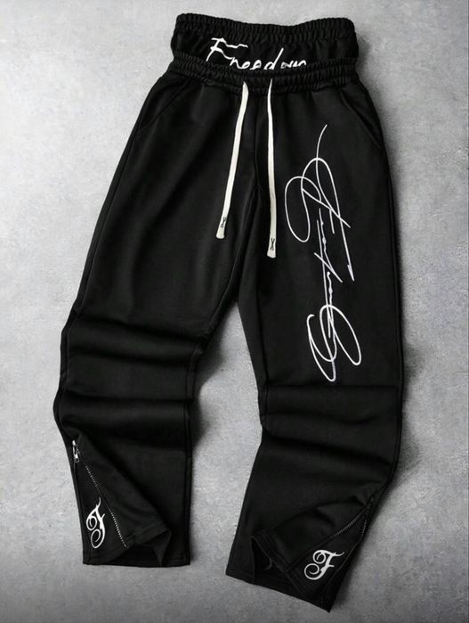 Популярни flared панталони