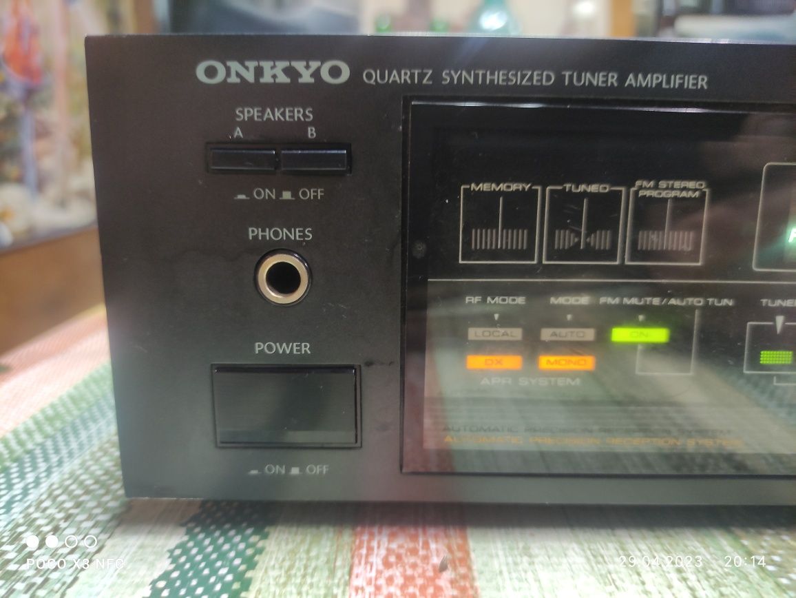 Усилвател ONKYO tx-7320