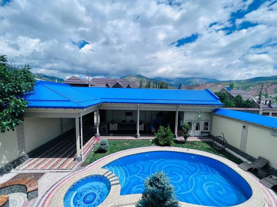 Humson Buloqda dacha sotiladi