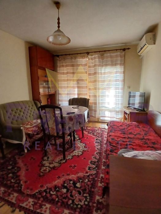 Дава се под наем Двустаен апартамент в Варна, Червен площад - 70 кв.м за 331.5 € - Снимка #2