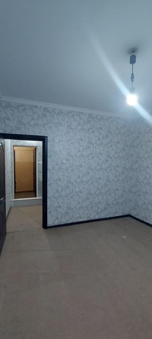 1/1/4 (1 этаж). Бывшее общежитие. Спутник 4 (Сергели). Метро - 500 м!