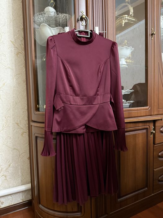 Женское платье.