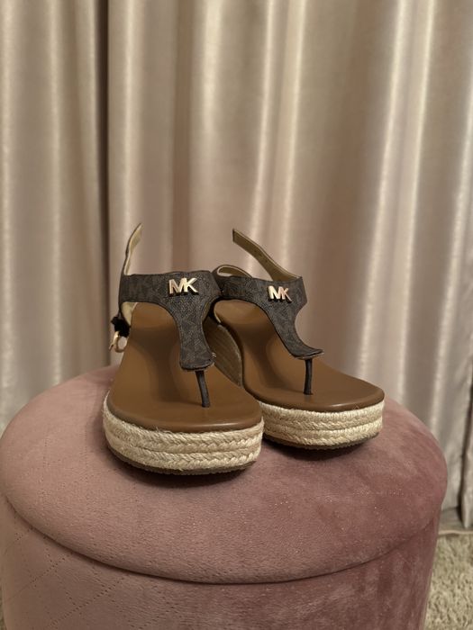 Оригинални сандали Michael Kors