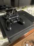 PS4 slim 1TB play station